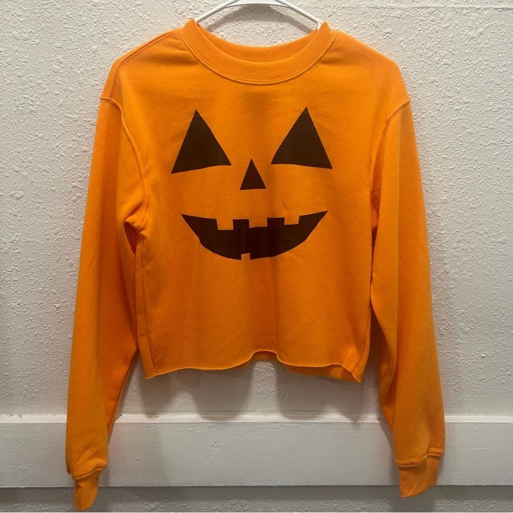 Better Together Women's Halloween Pumpkin Cropped Sweatshirt NWOT Small
